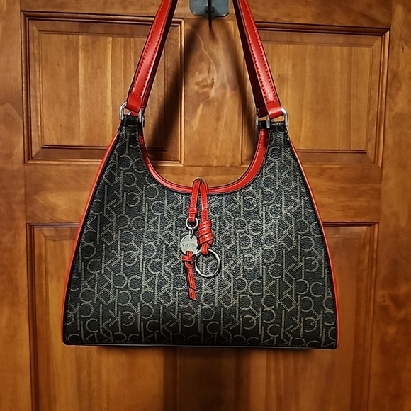 Calvin Klein NWOT shoulder monogram red/brown bag with logo charm,inside pockets - Picture 2 of 16